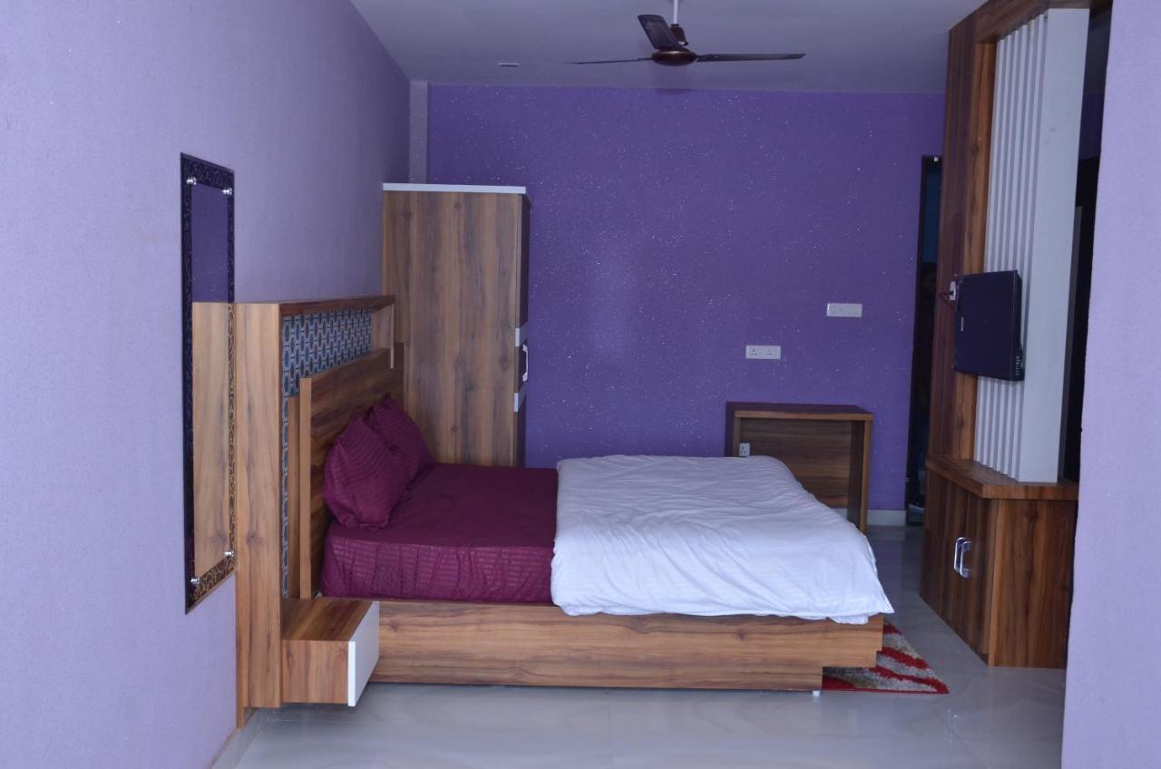 Hotel Blue Bell Raiwala Extérieur photo