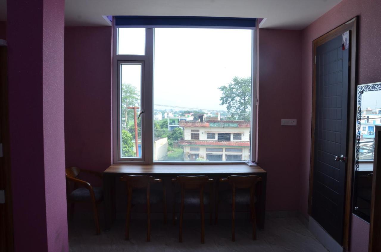 Hotel Blue Bell Raiwala Extérieur photo